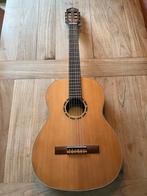 Ortega Family Series R122SN Klassieke Gitaar + Statief, Ophalen, Zo goed als nieuw, Klassieke of Spaanse gitaar