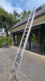 Tweedelige Opsteekladder - Inschuifbaar, Doe-het-zelf en Verbouw, Ladders en Trappen, Ophalen, Gebruikt, Ladder, Opvouwbaar of Inschuifbaar