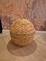 Mand in de vorm van een appel, Ophalen, Gebruikt, Rond, Riet