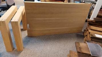 Eikenhouten Tafel - 2.10m Lang beschikbaar voor biedingen