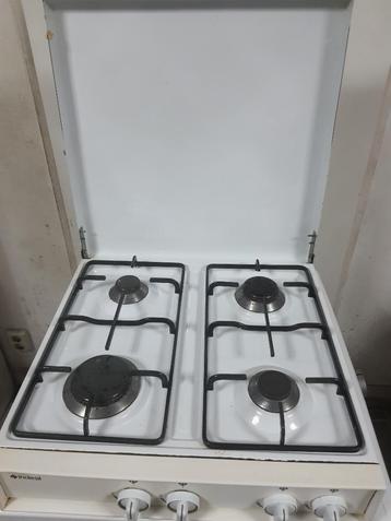 Top merk Indesit kookplaat met 4 pits werkt Perfect beschikbaar voor biedingen
