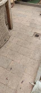 Gratis afhalen. Klinkers ongeveer 30m2, Tuin en Terras, Tegels en Klinkers, Ophalen, Beton, 10 m² of meer, Klinkers
