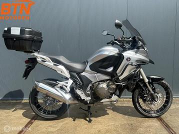 Honda VFR 1200 X Crosstourer ABS TCS Givi topkoffer beschikbaar voor biedingen