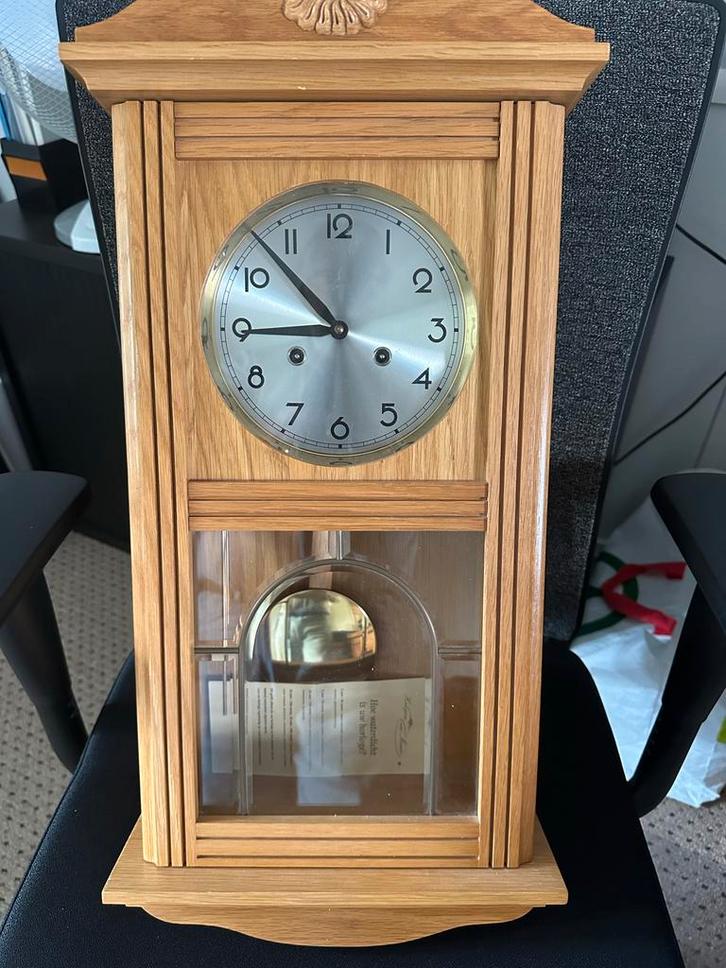 eikenhouten Wandklok met Slinger als nieuw, Antiek en Kunst, Antiek | Klokken, Ophalen of Verzenden
