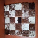 Kussenhoes koeienhuid, patchwork, 50x50 cm., Ophalen of Verzenden, Zo goed als nieuw, Bruin, Vierkant