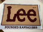 Grote sticker Lee (jeans), Verzamelen, Stickers, Verzenden, Zo goed als nieuw, Merk