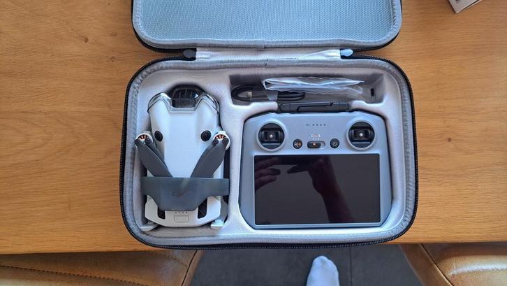 Dji mini 4 pro met rc-2, Audio, Tv en Foto, Drones, Zo goed als nieuw, Ophalen of Verzenden
