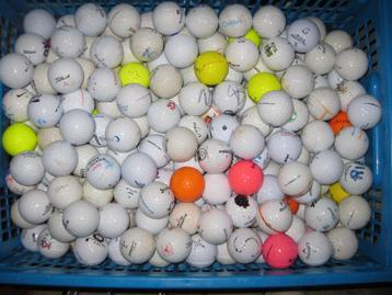 100 golfballen voor 20€ ( NU 400 stuks 70€ ) beschikbaar voor biedingen