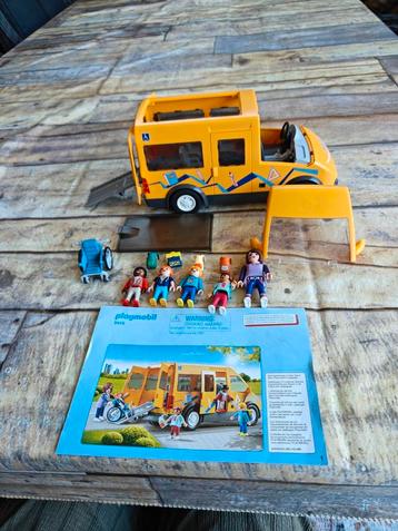 Playmobil schoolbus  beschikbaar voor biedingen