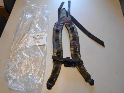 Schouderband backpack 100+20 liter camouflage NIEUW, Sport en Fitness, Bergsport en Wandelen, Nieuw, Rugzak, Ophalen of Verzenden