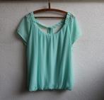 Blouse pastel groen met voile bovenlaag en mouwtje striklint, Ophalen of Verzenden, Zo goed als nieuw, Maat 42/44 (L), Groen