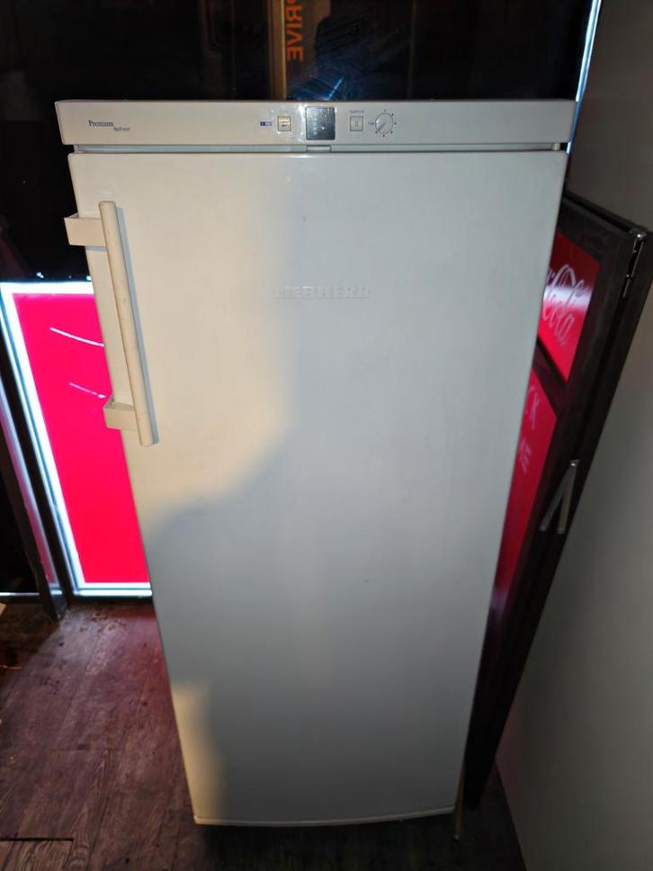 Liebherr GN2153 Vrieskast - NoFrost, SuperFrost, Huis en Inrichting, Keuken | Keukenbenodigdheden, Ophalen of Verzenden