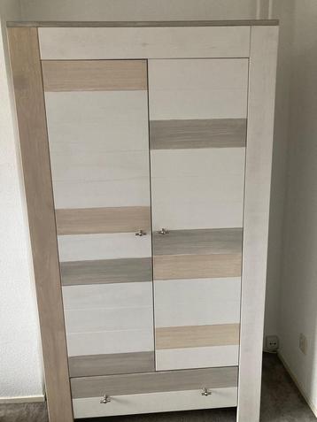 Coming Kids Strand Kledingkast - Doe een bod! beschikbaar voor biedingen