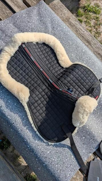 Zadelonderlegger LeMieux Prosorb Lamb Zwart-beige met L beschikbaar voor biedingen