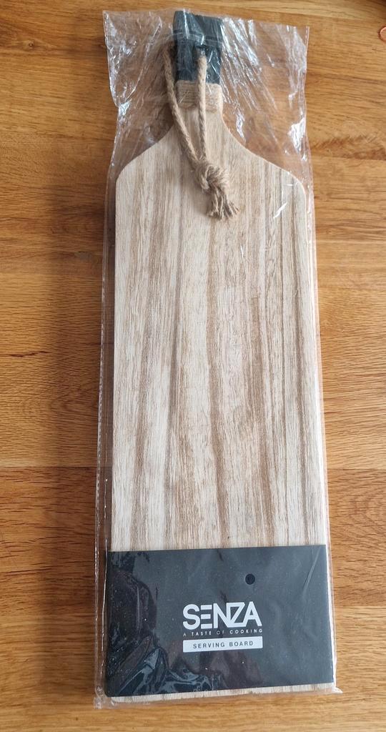 Senza lange serveerplank met handvat 58 cm
Tapas plank, Huis en Inrichting, Keuken | Keukenbenodigdheden, Nieuw, Ophalen of Verzenden