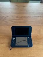 New Nintendo 3DS XL Goede staat Incl Mario Party Island Tour, Spelcomputers en Games, Spelcomputers | Nintendo 2DS en 3DS, Blauw