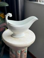 White porcelain gravy boat from the Empire style, Antiek en Kunst, Verzenden