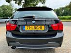 BMW 3-serie Touring 318i Business M-PAKKET/PSENSOR/XENON/NAV, Auto's, BMW, Euro 5, Achterwielaandrijving, Zwart, Origineel Nederlands