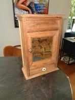 Fraai oud houten wandkastje / hangkastje / spiegelkastje., Ophalen of Verzenden