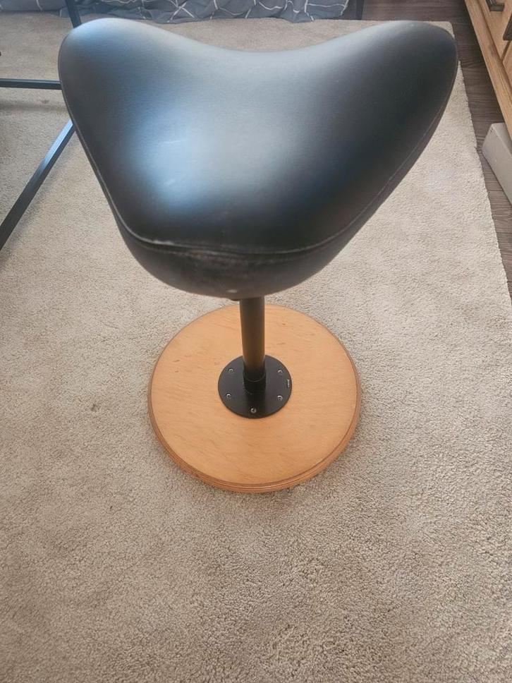 Varier Move Zadelkruk - Ergonomisch, Huis en Inrichting, Bureaustoelen, Gebruikt, Bureaukruk, Zwart, Ergonomisch, Ophalen of Verzenden