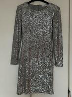Zilveren glitterjurk / jurk met pailetten MANGO XS, Kleding | Dames, Jurken, Ophalen of Verzenden, Zo goed als nieuw, Maat 34 (XS) of kleiner