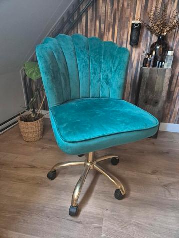 Velvet groene bureaustoel stoel met gouden poot beschikbaar voor biedingen