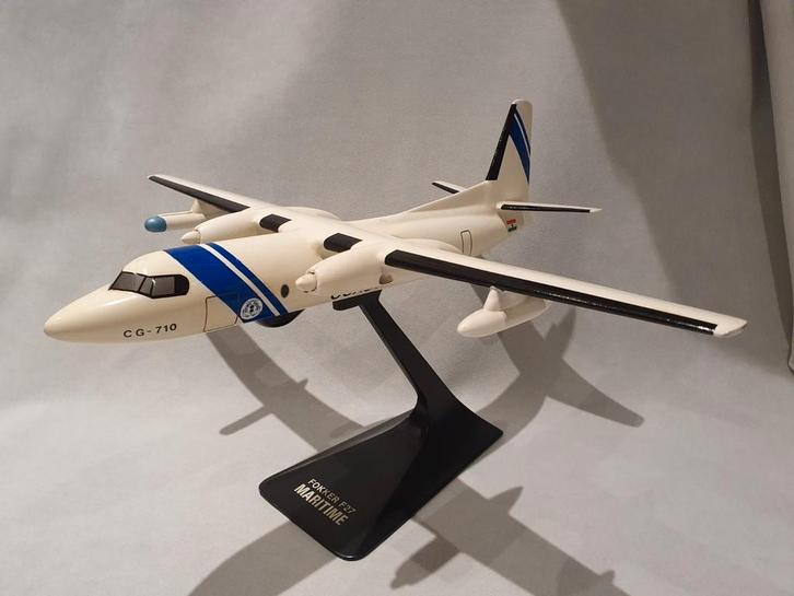 Fokker F-27 Maritime Coast Guard 1:72 IMC / Verkuyl model, Verzamelen, Luchtvaart en Vliegtuigspotten, Gebruikt, Schaalmodel, Ophalen