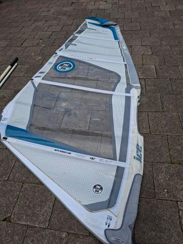 North Sails Ice zeil 4.5 m2 + North Sails mast beschikbaar voor biedingen