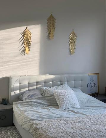 Licht grijs tweepersoonsbed incl hoofdbord