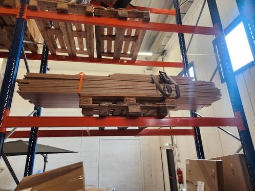 Grote partij gelamineerde houten latten voor muur wandpaneel, Doe-het-zelf en Verbouw, Hout en Planken, Zo goed als nieuw, Plank