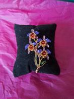 Vintage stijk botanische bloemen broche, Ophalen of Verzenden, Zo goed als nieuw, Overige materialen