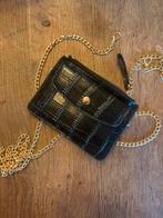 Zwart portemonnee tasje met gouden ketting, Ophalen of Verzenden, Zo goed als nieuw, Zwart, Schoudertasje