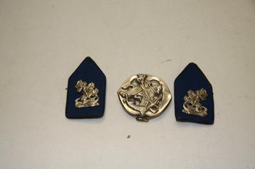  	 leger emblemen set (234) beschikbaar voor biedingen