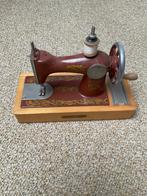 Antiek kindernaaimachientje, Ophalen of Verzenden