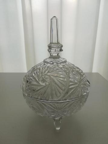 Bonbonnière beschikbaar voor biedingen