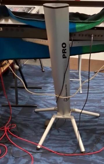 Spider pro standaard met hoes beschikbaar voor biedingen