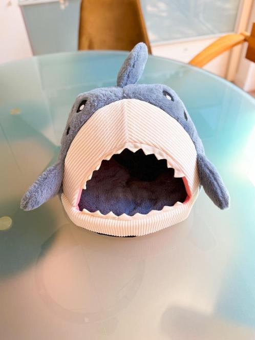 NIEUW Zachte Kattenmand Haai Grijs Shark Katten Bed Mandje, Dieren en Toebehoren, Kattenmanden, Nieuw, Pluche, Ophalen of Verzenden