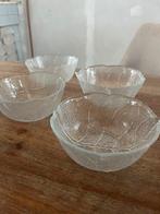 Retro schaaltjes gratis 4 stuks, Ophalen, Overige stijlen, Schaal of Schalen
