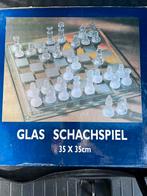 Schaakspel van glas, Antiek en Kunst, Ophalen of Verzenden