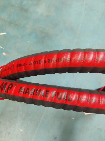 Olie/Diesel Zuigslang 38mm, 2.6m - 10 Bar beschikbaar voor biedingen
