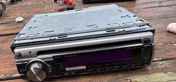 Kenwood KSC-W4544U radio/CD speler beschikbaar voor biedingen