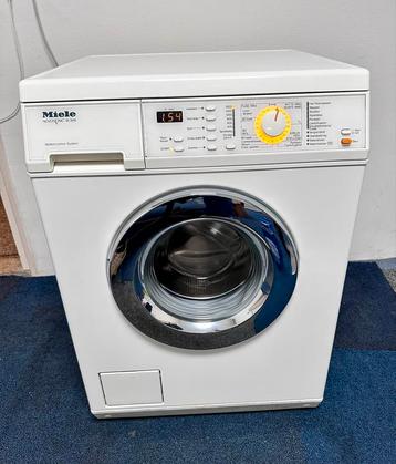 Miele Novotronic W3616 Wasmachine 1600 Toeren A+ Class beschikbaar voor biedingen