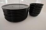 IKEA 10 borden en 5 kommen hoogglans zwart, Ophalen of Verzenden, Zo goed als nieuw, Bord(en), Effen
