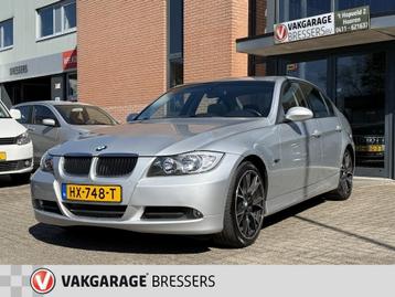 Bmw 3-serie 320i Business Line beschikbaar voor biedingen