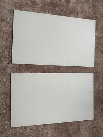 Glasplaat Malm Ikea 80x48cm beschikbaar voor biedingen