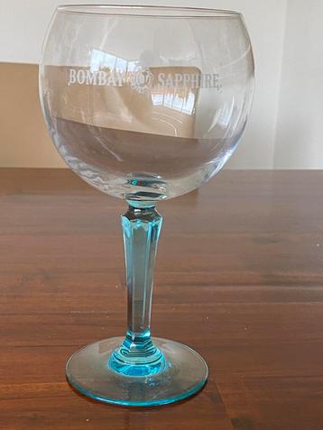 Bombay Sapphire Gin Cocktailglas beschikbaar voor biedingen