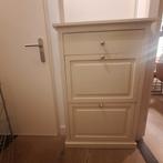 Gratis schoenenkast - kleine beschadiging, Ophalen, Gebruikt, Modern