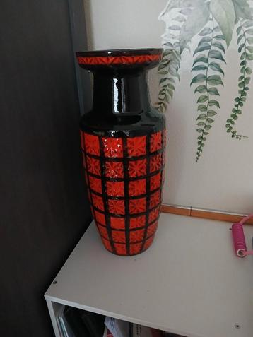 Vintage Vaas - Rood/Zwart Aardewerk West Germany  beschikbaar voor biedingen