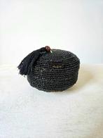 Bamboe doosje kralen zwart uit Bali, Huis en Inrichting, Woonaccessoires | Schalen en Manden, Mand, Rond, Ophalen of Verzenden