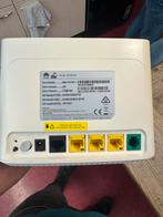 Huawei B2368-66 LTE Router met Buitenunit, Computers en Software, Routers en Modems, Ophalen of Verzenden, Gebruikt, Router met modem